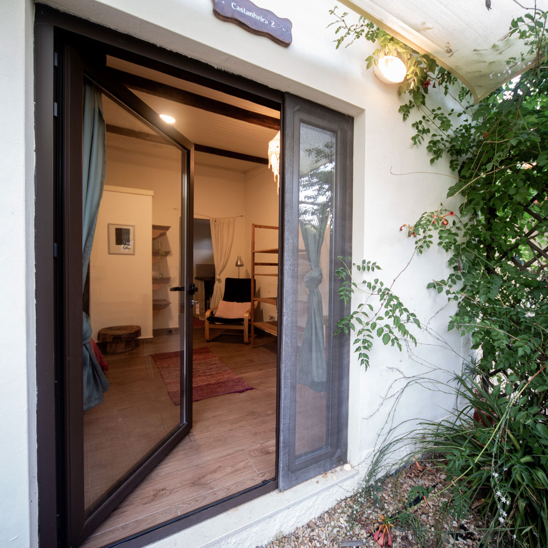 studio_entrance